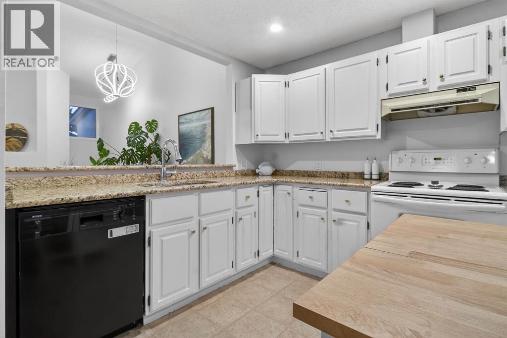 643 Strathcona Drive Sw, Calgary, Alberta  T3H 1K6 - Photo 14 - A2277598