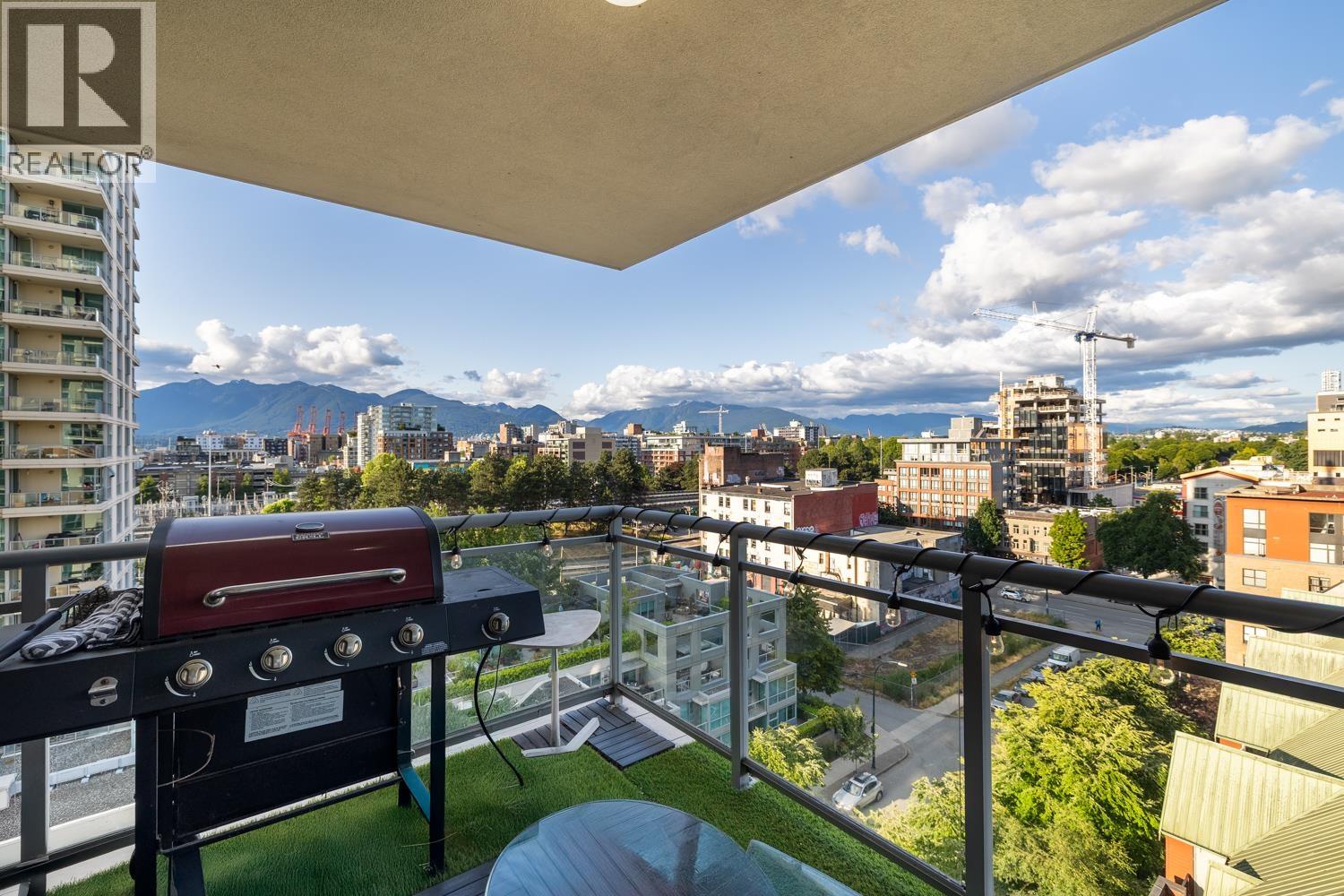 1002 120 Milross Avenue, Vancouver, British Columbia  V6A 4K7 - Photo 7 - R3080152