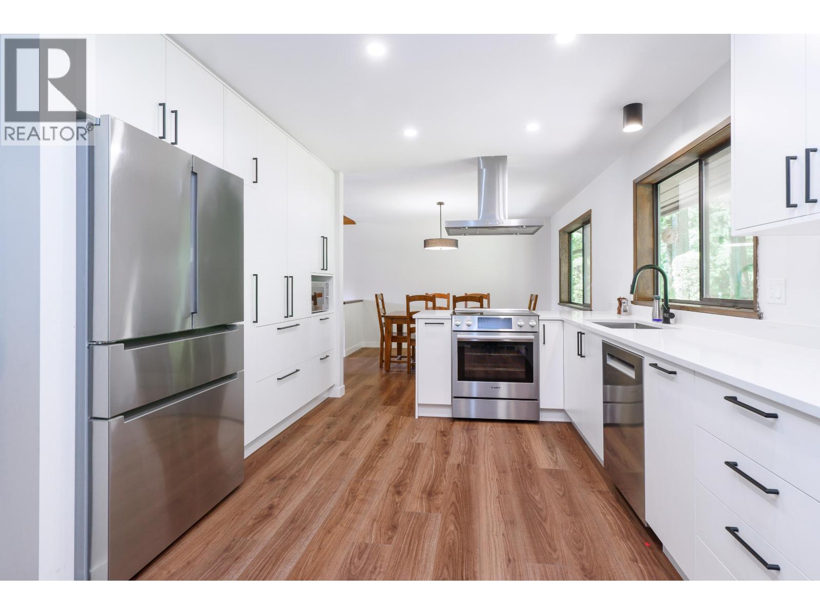 27573 Sayers Crescent, Maple Ridge, British Columbia  V2W 1N3 - Photo 6 - R3080134