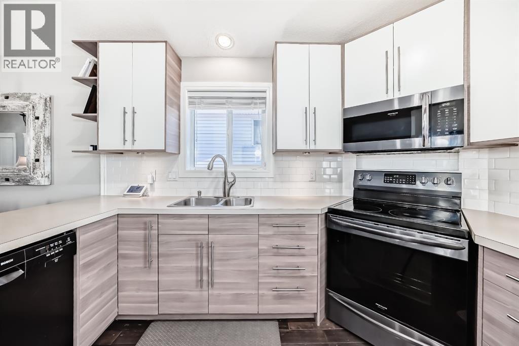 11 Canoe Close Sw, Airdrie, Alberta  T4B 2N3 - Photo 9 - A2278127