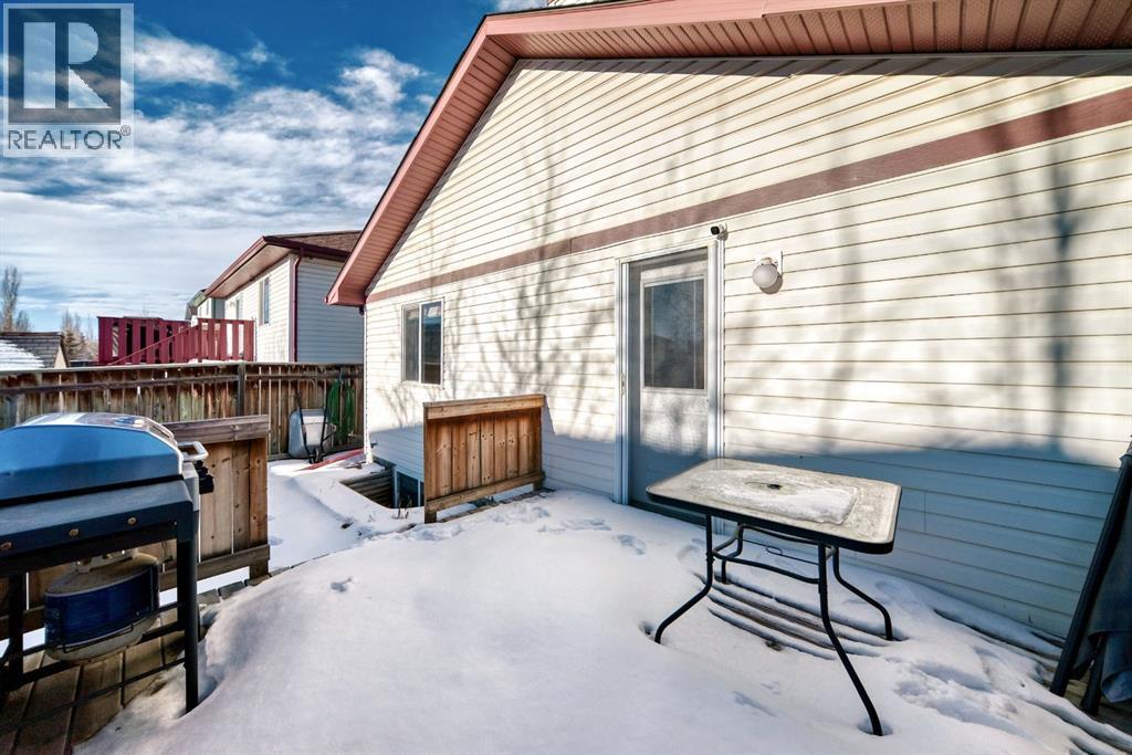 11 Canoe Close Sw, Airdrie, Alberta  T4B 2N3 - Photo 49 - A2278127