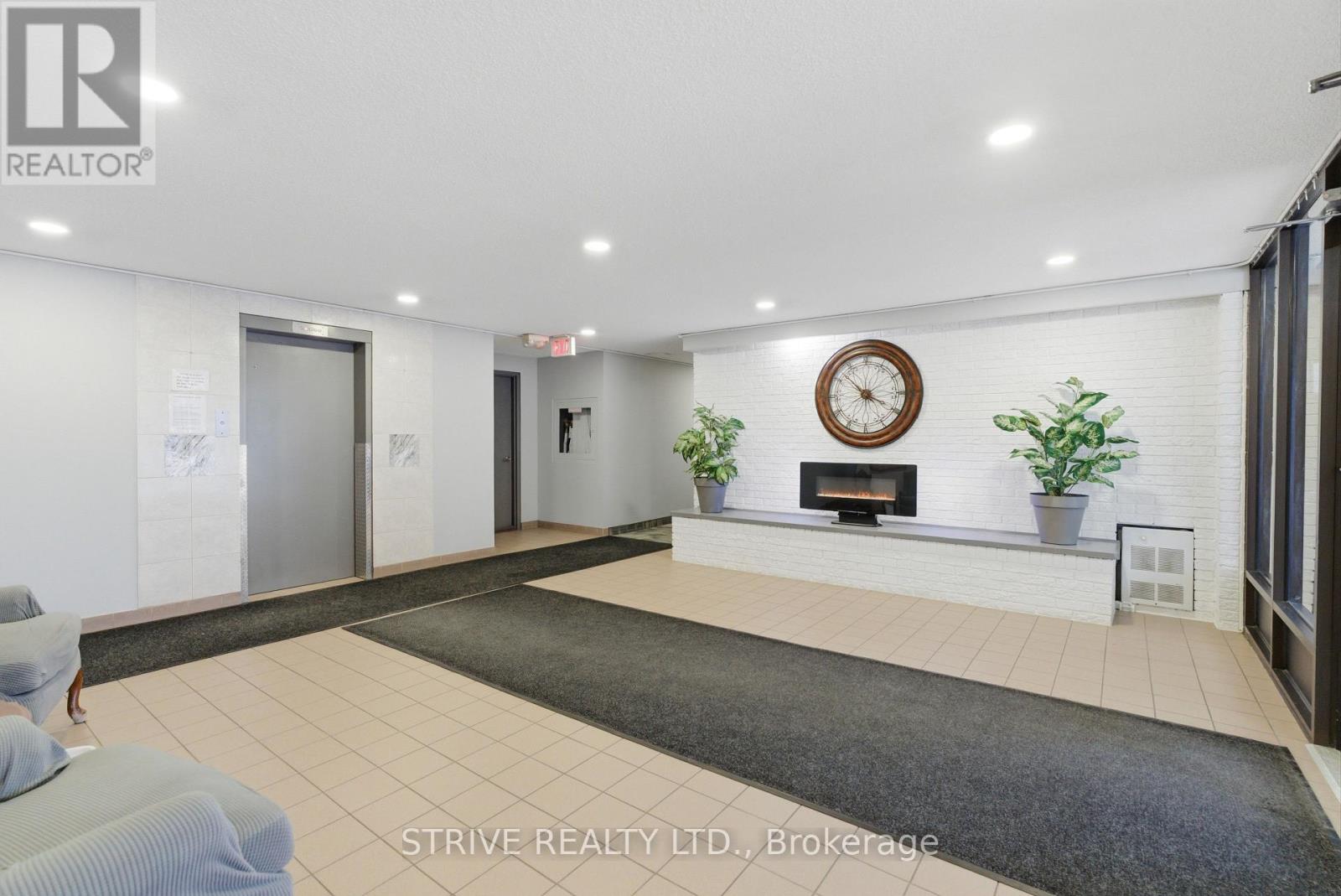 408 - 131 Taunton Road E, Oshawa, Ontario  L1G 3T8 - Photo 5 - E12700360