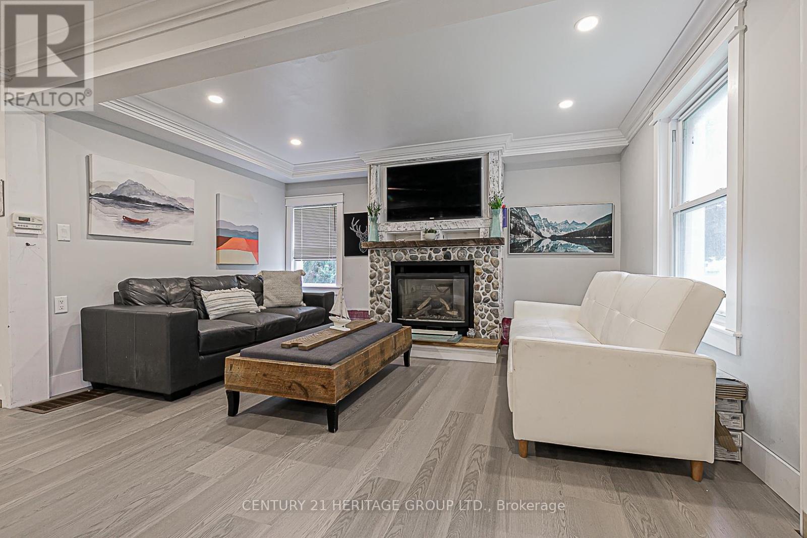 4533 Mount Albert Road, East Gwillimbury, Ontario  L0G 1M0 - Photo 10 - N12701728