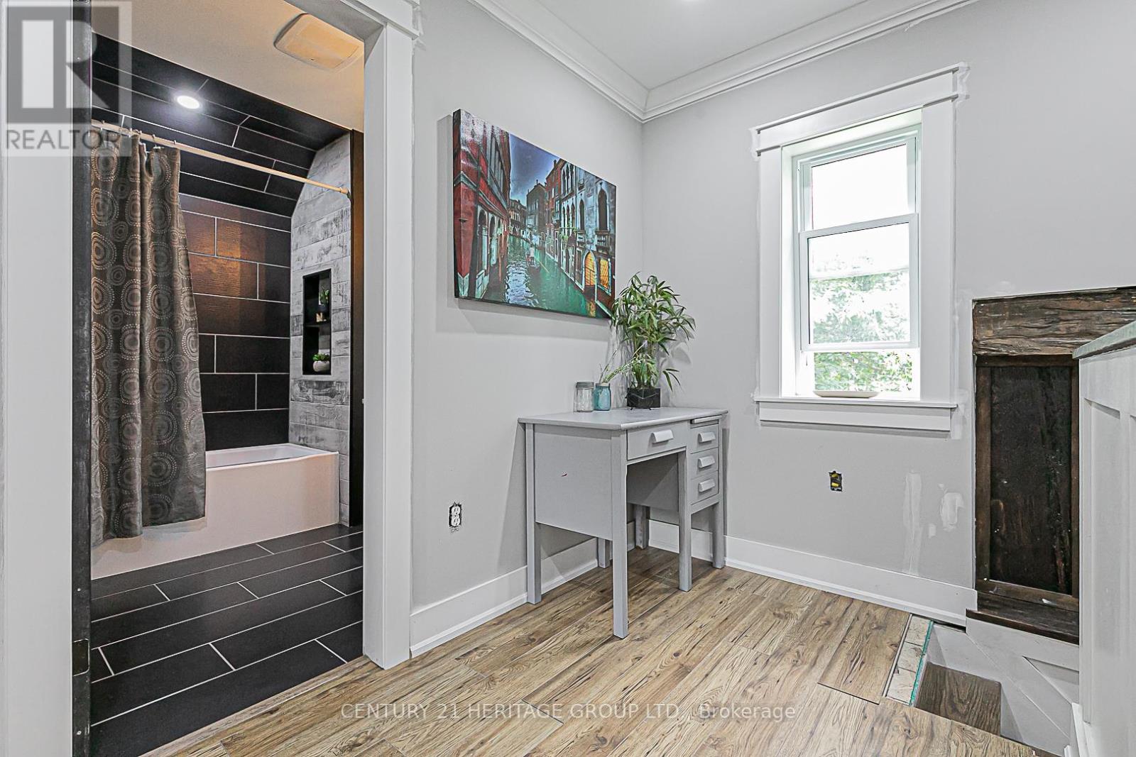 4533 Mount Albert Road, East Gwillimbury, Ontario  L0G 1M0 - Photo 16 - N12701728