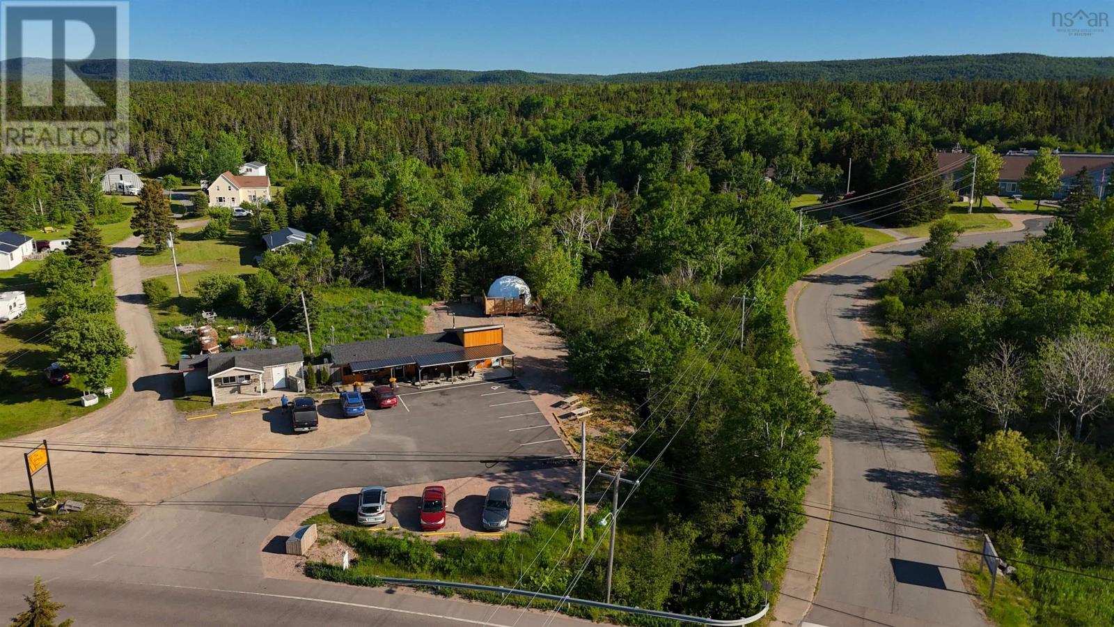 36188 Cabot Trail, Ingonish, Nova Scotia  B0C 1L0 - Photo 46 - 202515372