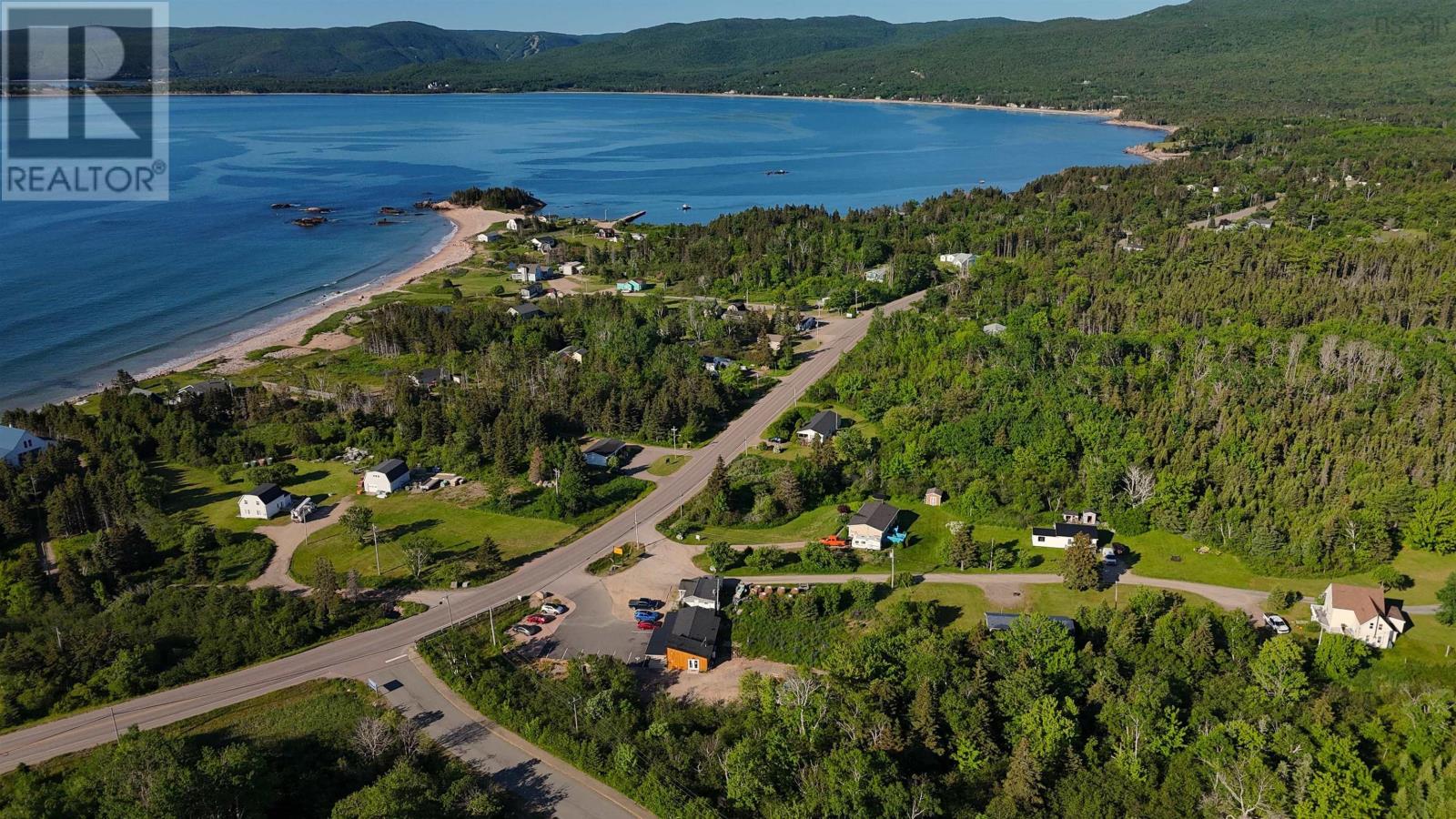 36188 Cabot Trail, Ingonish, Nova Scotia  B0C 1L0 - Photo 39 - 202515372
