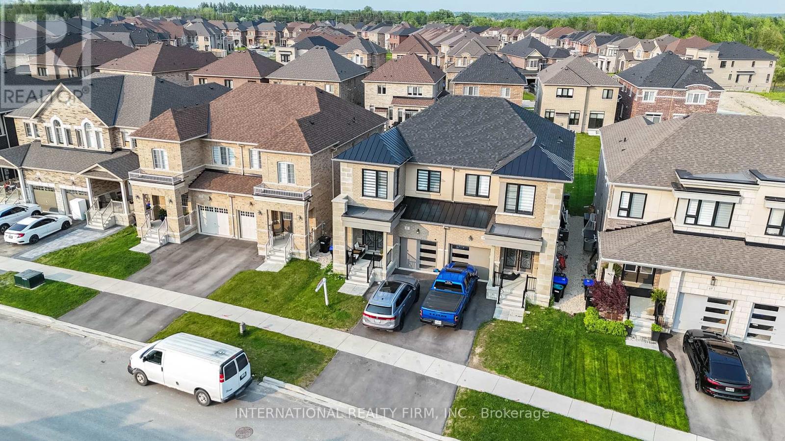 61 Tiberini Way, Bradford West Gwillimbury, Ontario  L3Z 4K3 - Photo 39 - N12683226