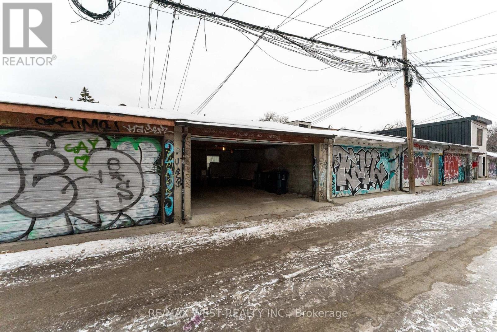 205 Markham Street, Toronto, Ontario  M6J 2G7 - Photo 45 - C12638558