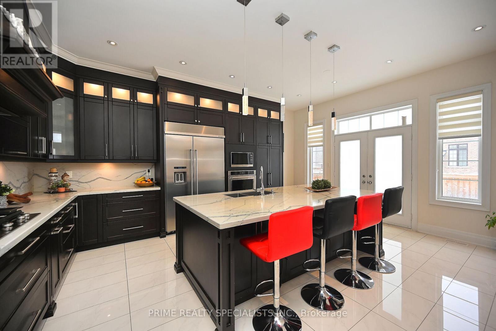 19 Cloverhaven Rd Road, Brampton, Ontario  L6P 4E4 - Photo 12 - W12701732