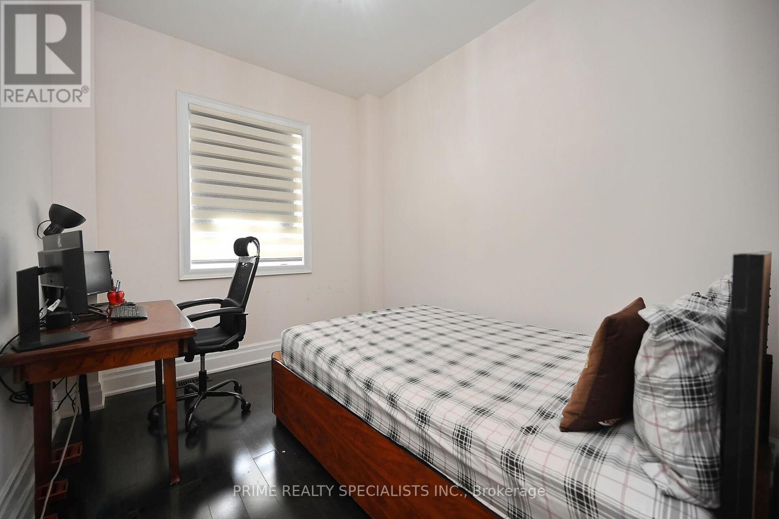 19 Cloverhaven Rd Road, Brampton, Ontario  L6P 4E4 - Photo 24 - W12701732