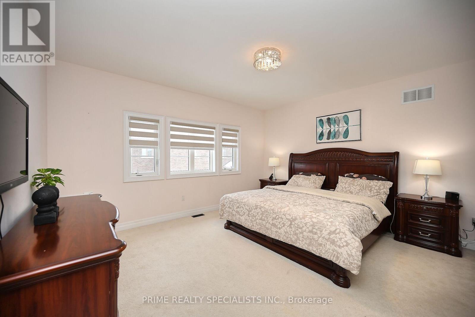 19 Cloverhaven Rd Road, Brampton, Ontario  L6P 4E4 - Photo 26 - W12701732