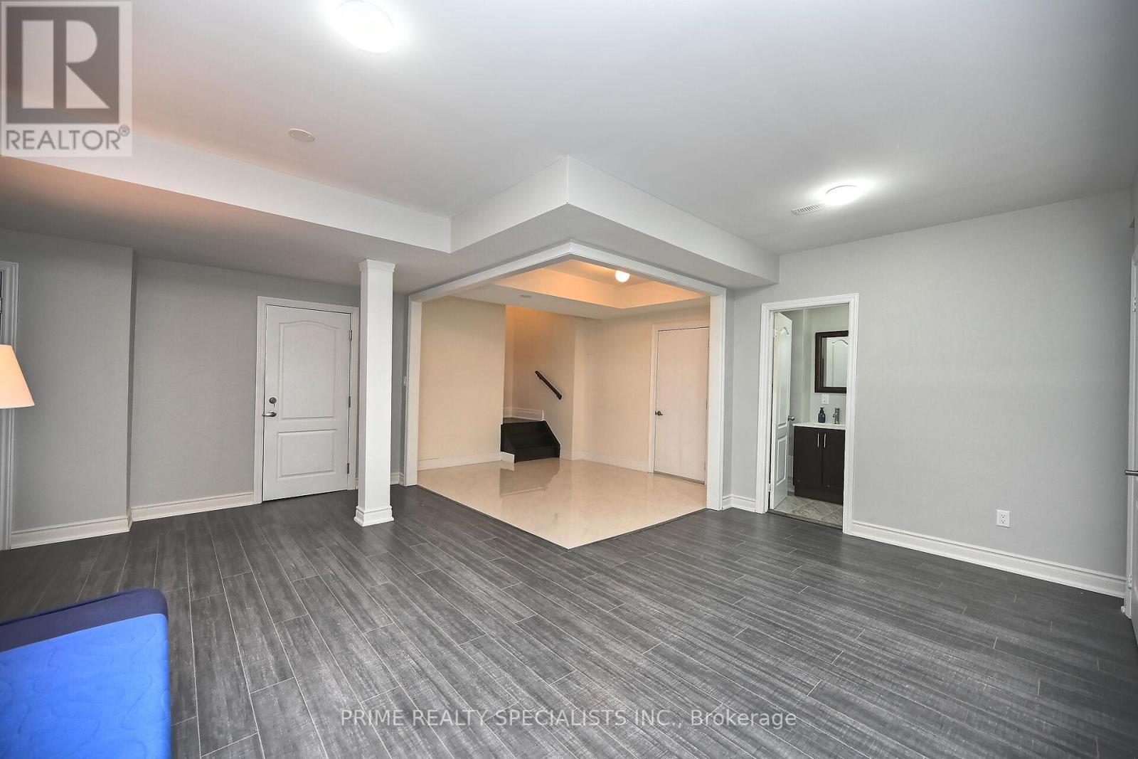 19 Cloverhaven Rd Road, Brampton, Ontario  L6P 4E4 - Photo 42 - W12701732