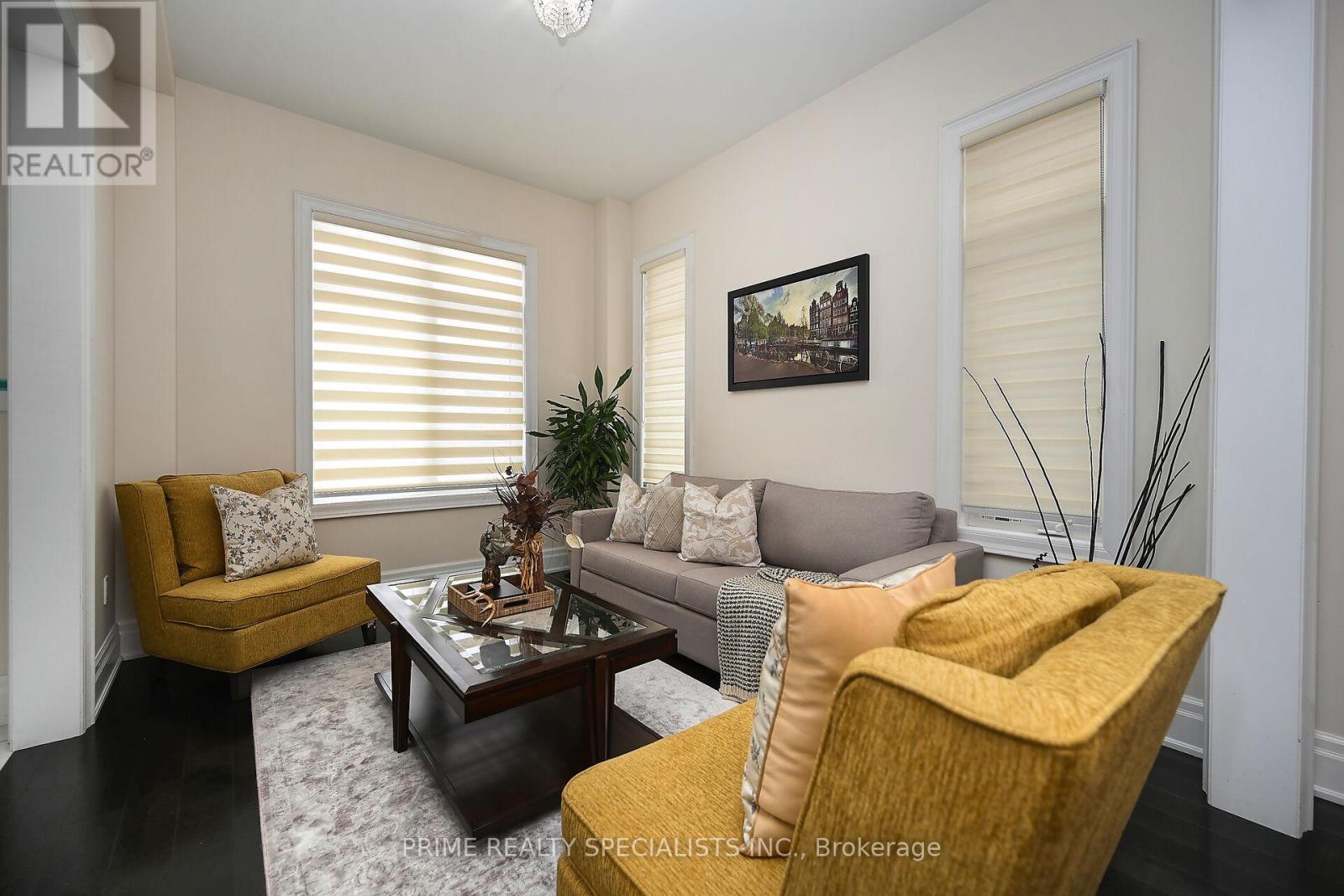 19 Cloverhaven Rd Road, Brampton, Ontario  L6P 4E4 - Photo 7 - W12701732