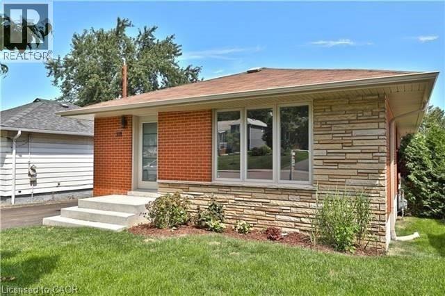 318 Sanatorium Road, Hamilton, Ontario  L9C 2A3 - Photo 1 - 40798925