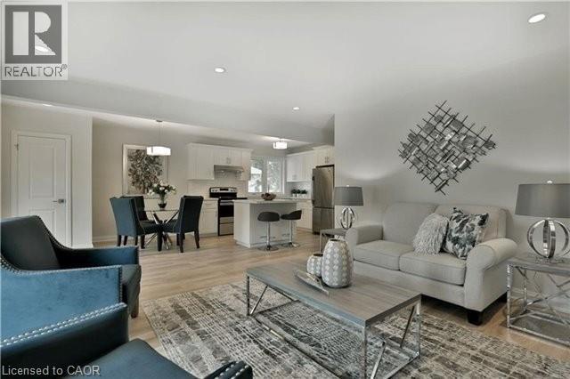 318 Sanatorium Road, Hamilton, Ontario  L9C 2A3 - Photo 4 - 40798925