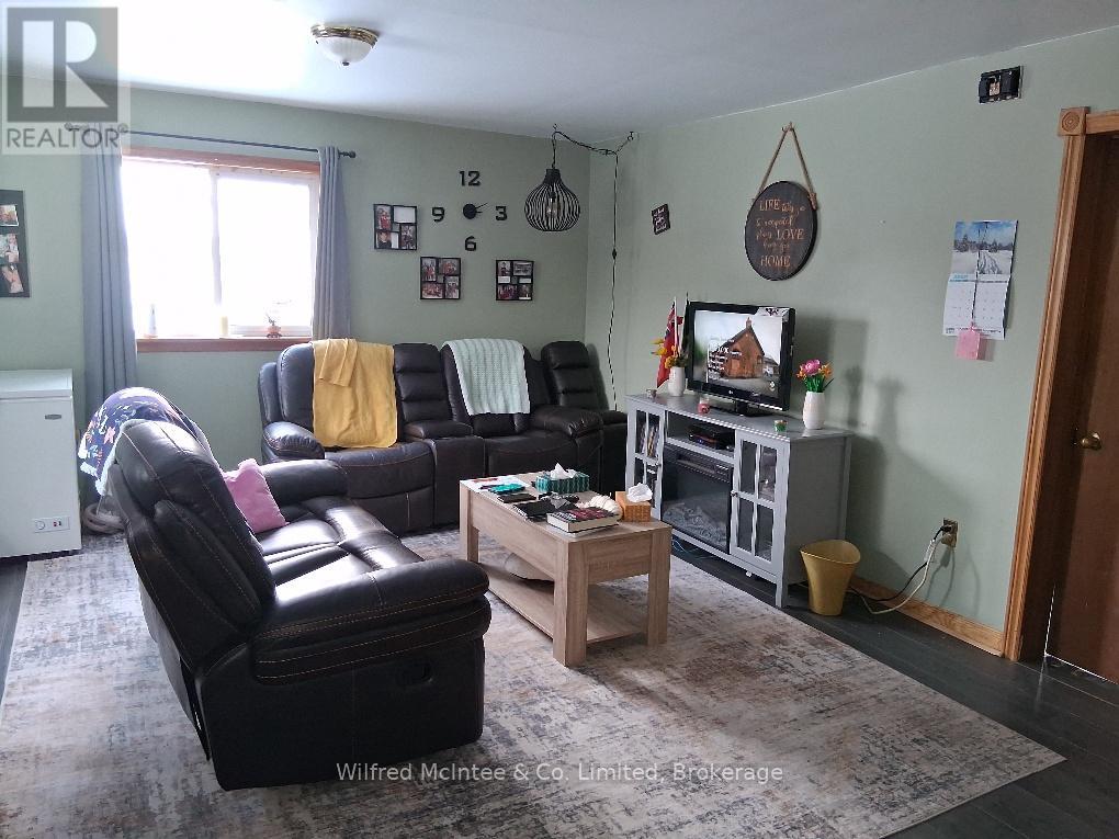 36878 Glenshill Road, Ashfield-Colborne-Wawanosh (Ashfield), Ontario  N0M 1R0 - Photo 21 - X12701750