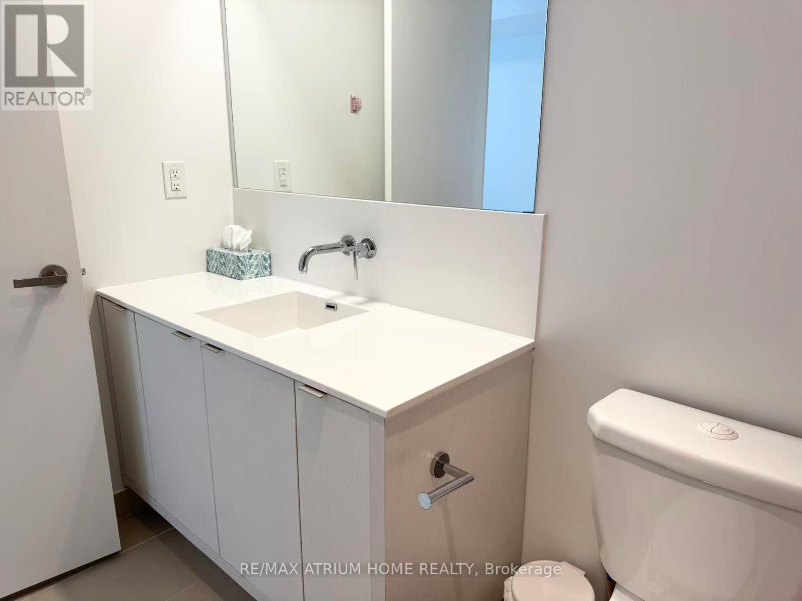 5210 - 88 Harbour Street, Toronto, Ontario  M5J 1B7 - Photo 14 - C12699702