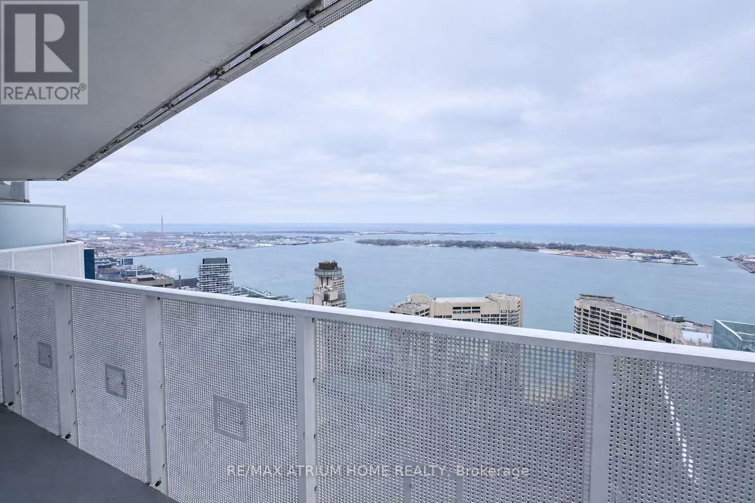 5210 - 88 Harbour Street, Toronto, Ontario  M5J 1B7 - Photo 19 - C12699702