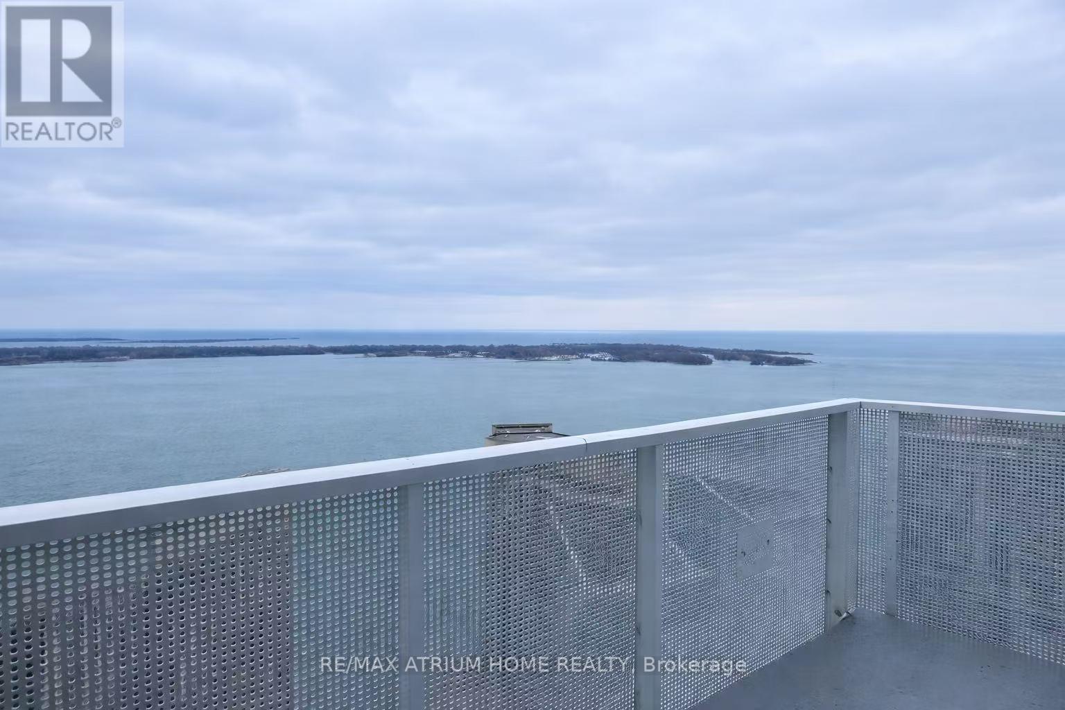 5210 - 88 Harbour Street, Toronto, Ontario  M5J 1B7 - Photo 18 - C12699702