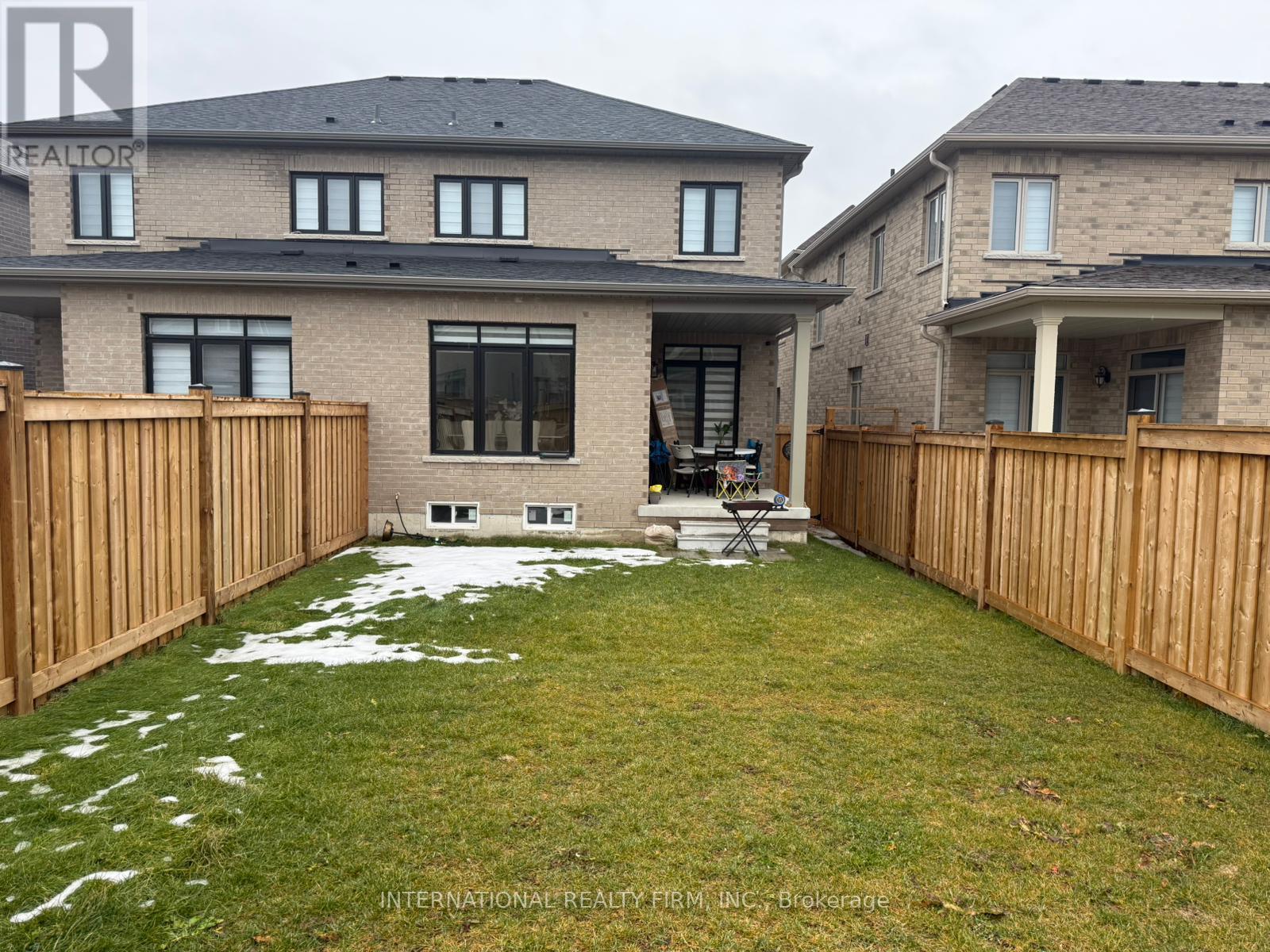 61 Tiberini Way, Bradford West Gwillimbury, Ontario  L3Z 4K3 - Photo 44 - N12683226