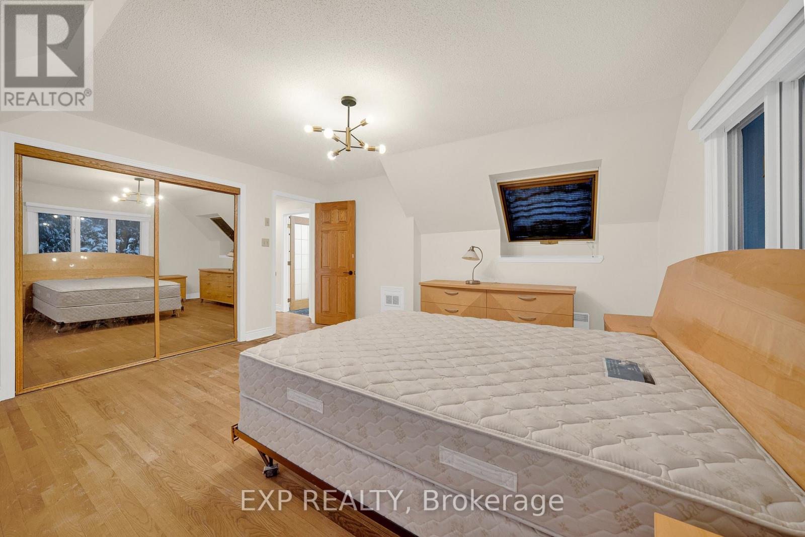 661 Blair Road, Ottawa, Ontario  K1J 7M4 - Photo 31 - X12701740