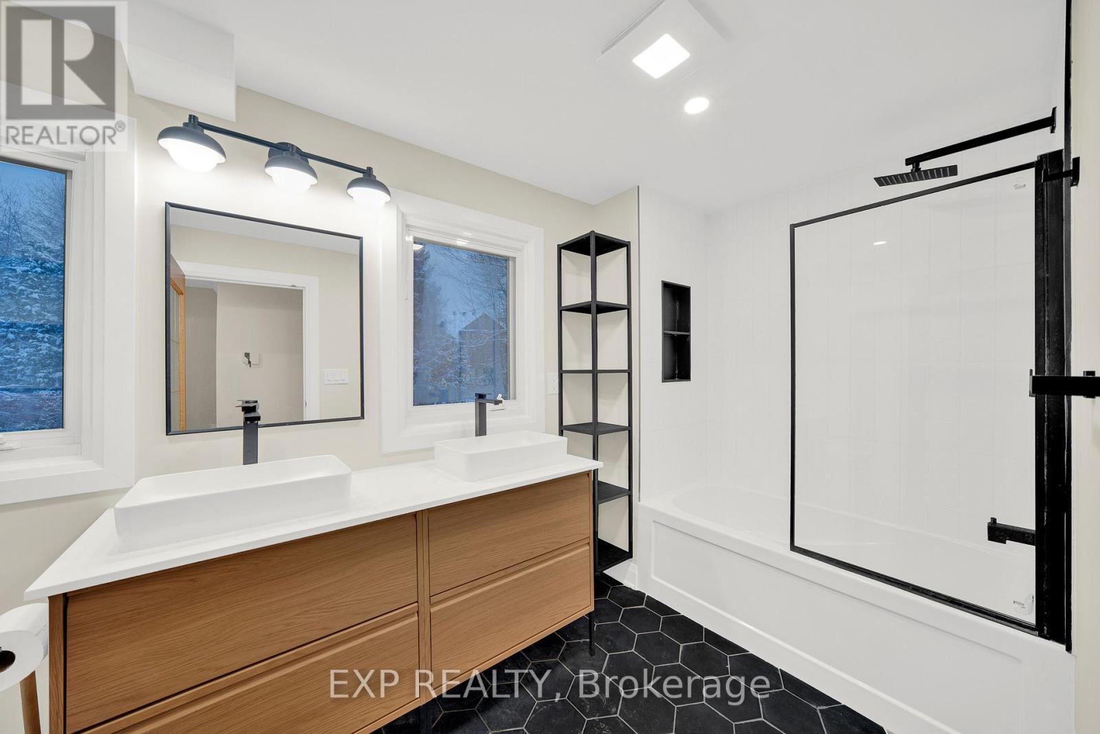 661 Blair Road, Ottawa, Ontario  K1J 7M4 - Photo 32 - X12701740