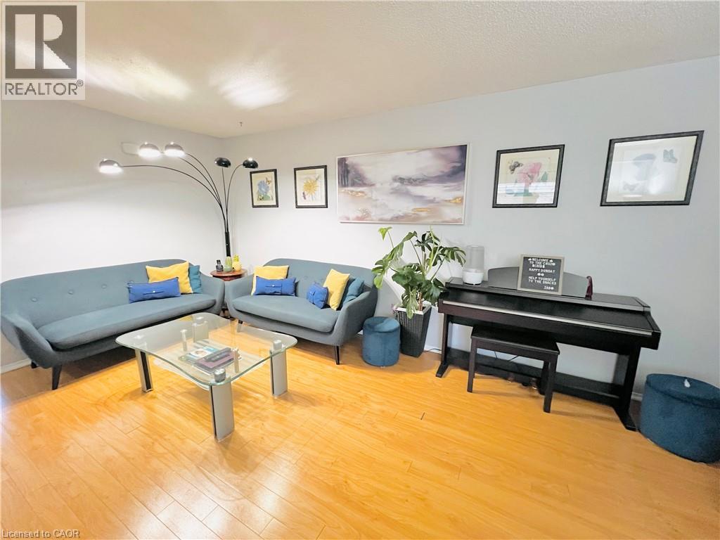 1300 Upper Ottawa Street Unit# #44, Hamilton, Ontario  L8W 1M8 - Photo 3 - 40794257