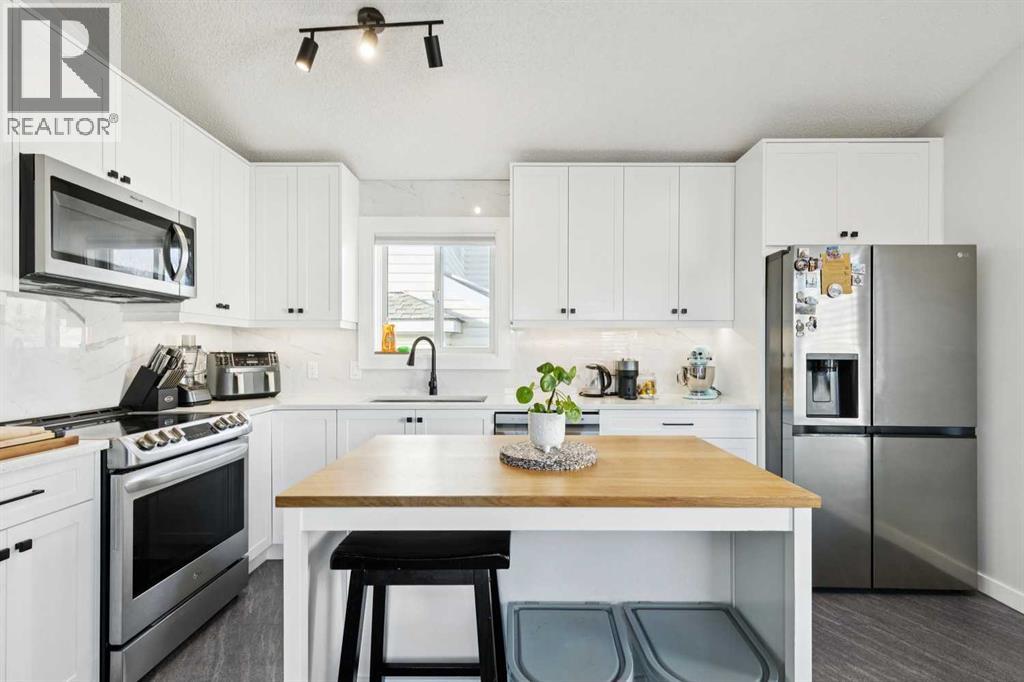 103 Hawkmount Green Nw, Calgary, Alberta  T3G 3T8 - Photo 12 - A2278890