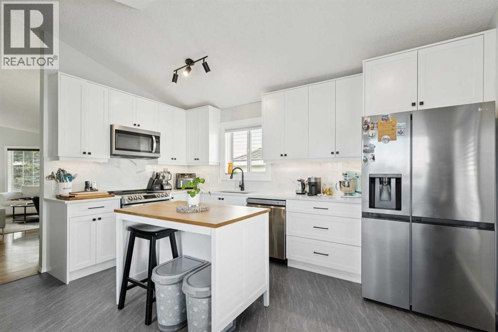 103 Hawkmount Green Nw, Calgary, Alberta  T3G 3T8 - Photo 13 - A2278890