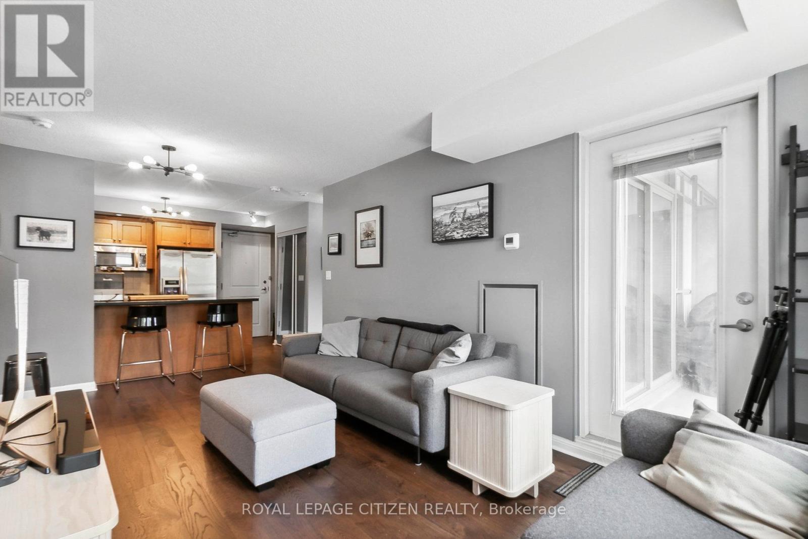 121 - 900 Mount Pleasant Road, Toronto, Ontario  M4P 3J9 - Photo 13 - C12701734