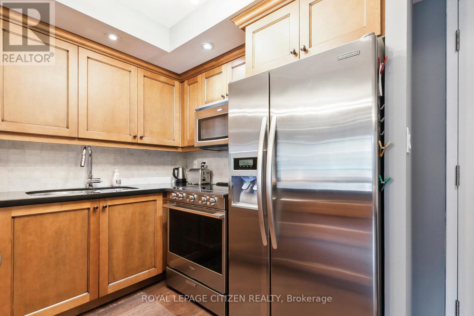 121 - 900 Mount Pleasant Road, Toronto, Ontario  M4P 3J9 - Photo 26 - C12701734