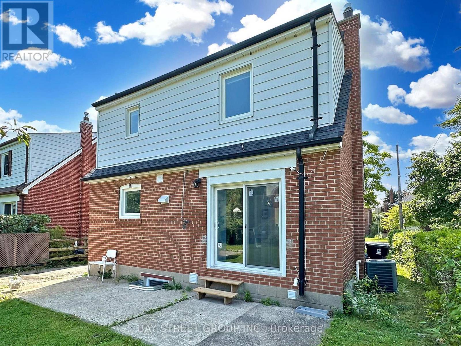 657 Pharmacy Avenue, Toronto, Ontario  M1L 3H6 - Photo 34 - E12701760