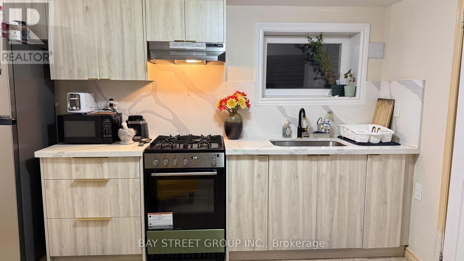 657 Pharmacy Avenue, Toronto, Ontario  M1L 3H6 - Photo 38 - E12701760