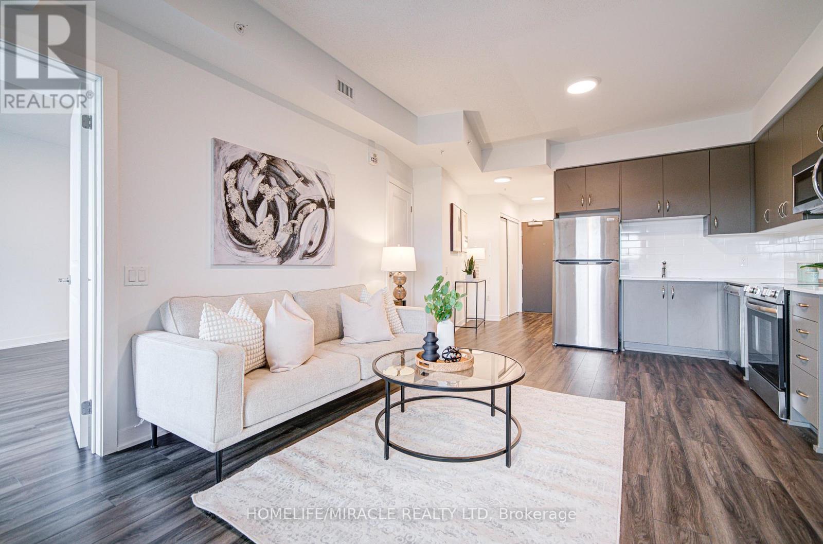 329 - 385 Arctic Red Drive, Oshawa, Ontario  L1L 0H8 - Photo 2 - E12701766