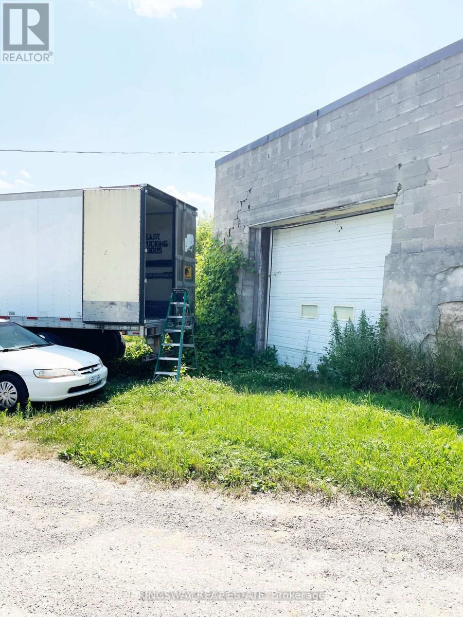 73 Samuel Lount Road, East Gwillimbury, Ontario  L9N 1G5 - Photo 3 - N12701770