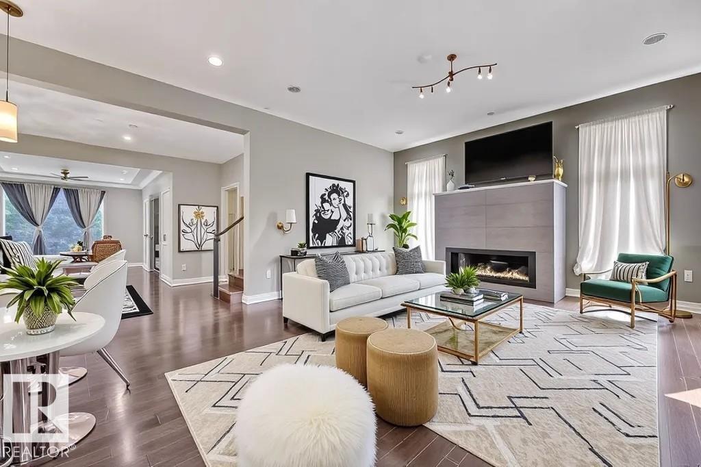 10806 72 Av Nw, Edmonton, Alberta  T6E 1A3 - Photo 3 - E4446020