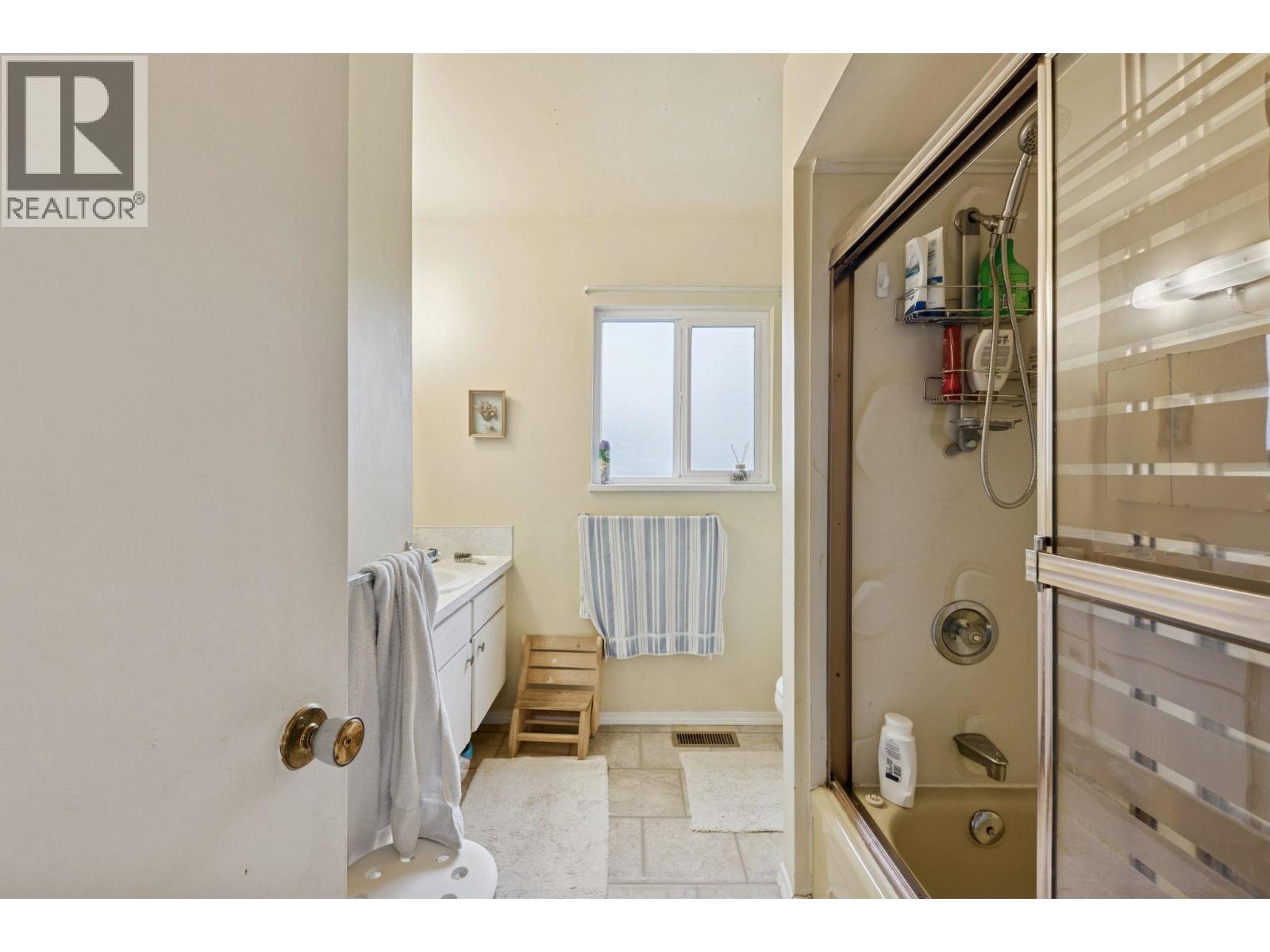 5045 10a Avenue, Delta, British Columbia  V4M 1X9 - Photo 18 - R3080077