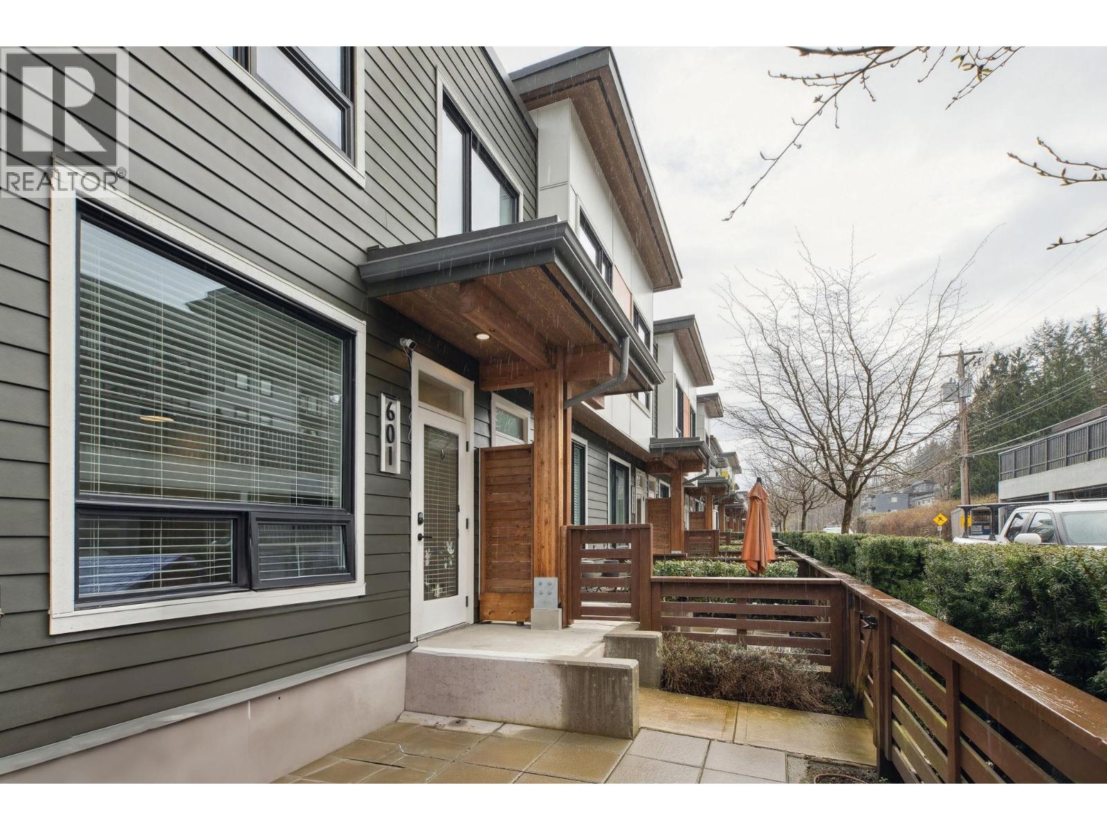 601 3021 St George Street, Port Moody, British Columbia  V3H 0K3 - Photo 7 - R3079209