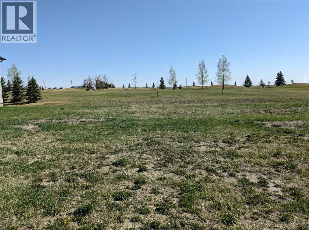 721 Fairways, Vulcan, Alberta