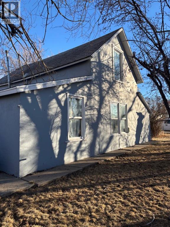 45 Civic Avenue W, Magrath, Alberta  T0K 1J0 - Photo 27 - A2279183