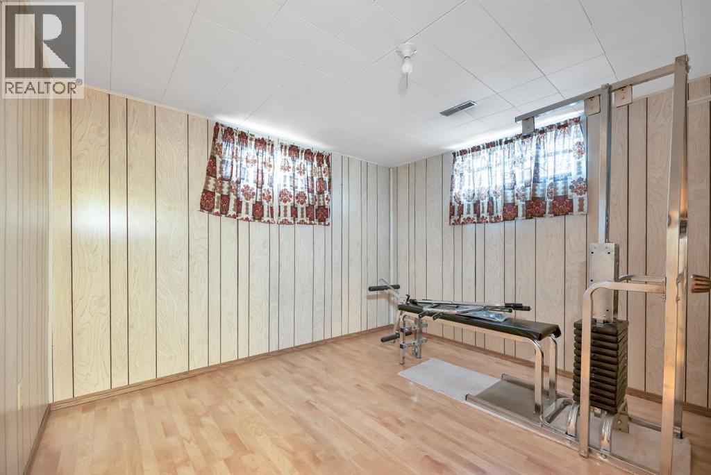 16 Thornwood Close Nw, Calgary, Alberta  T2K 5K3 - Photo 35 - A2279261