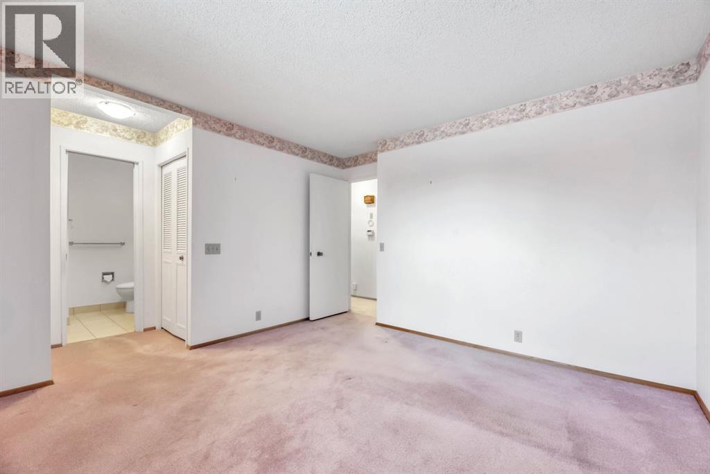 16 Thornwood Close Nw, Calgary, Alberta  T2K 5K3 - Photo 24 - A2279261