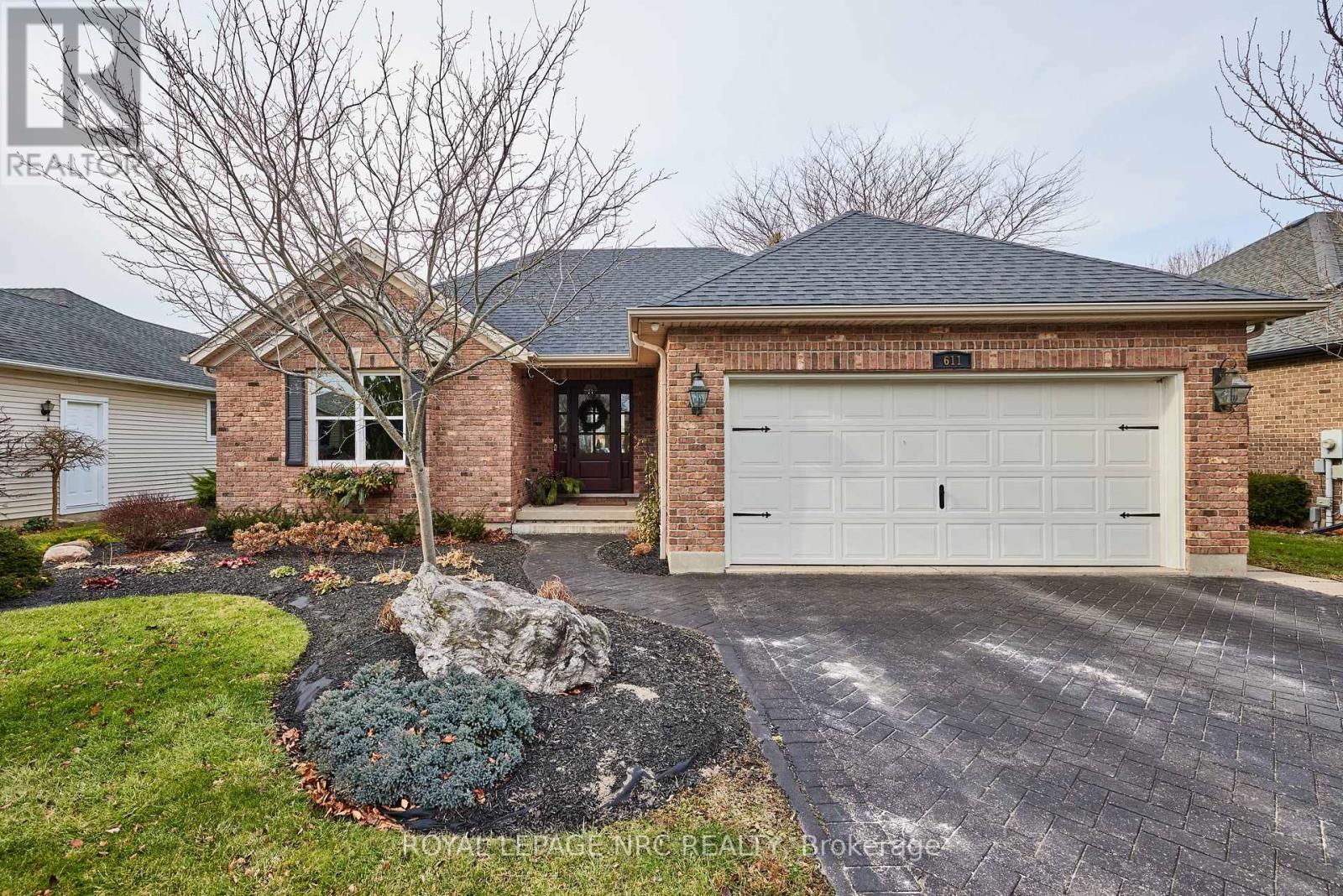 611 Victoria Street, Niagara-On-The-Lake, Ontario  L0S 1J0 - Photo 2 - X12701784