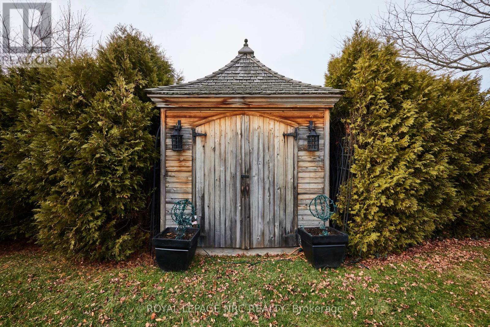 611 Victoria Street, Niagara-On-The-Lake, Ontario  L0S 1J0 - Photo 40 - X12701784