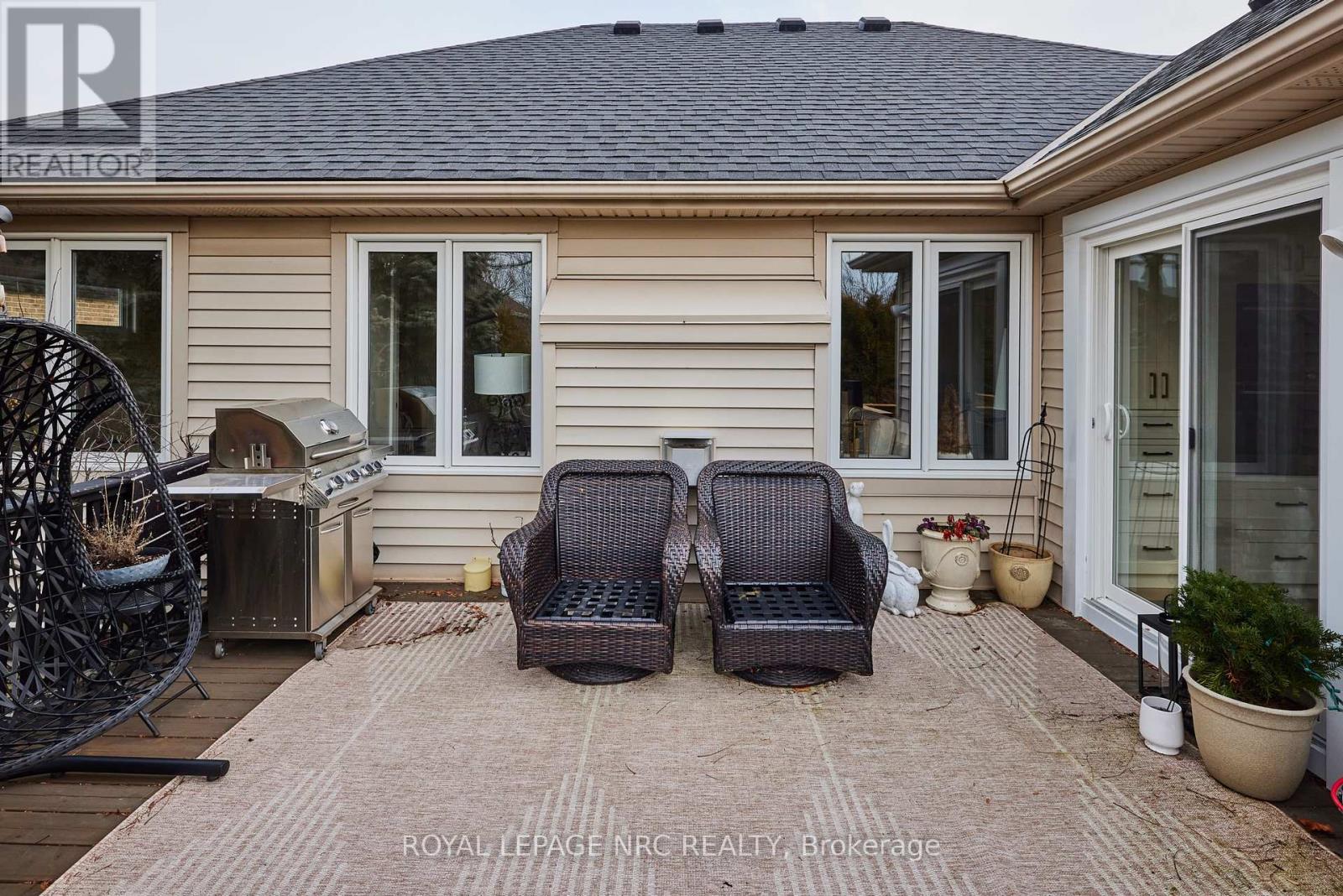 611 Victoria Street, Niagara-On-The-Lake, Ontario  L0S 1J0 - Photo 43 - X12701784