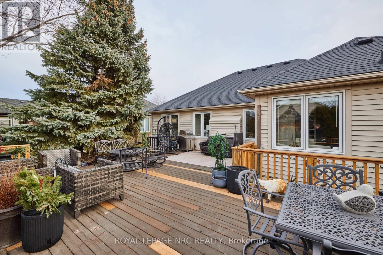 611 Victoria Street, Niagara-On-The-Lake, Ontario  L0S 1J0 - Photo 45 - X12701784