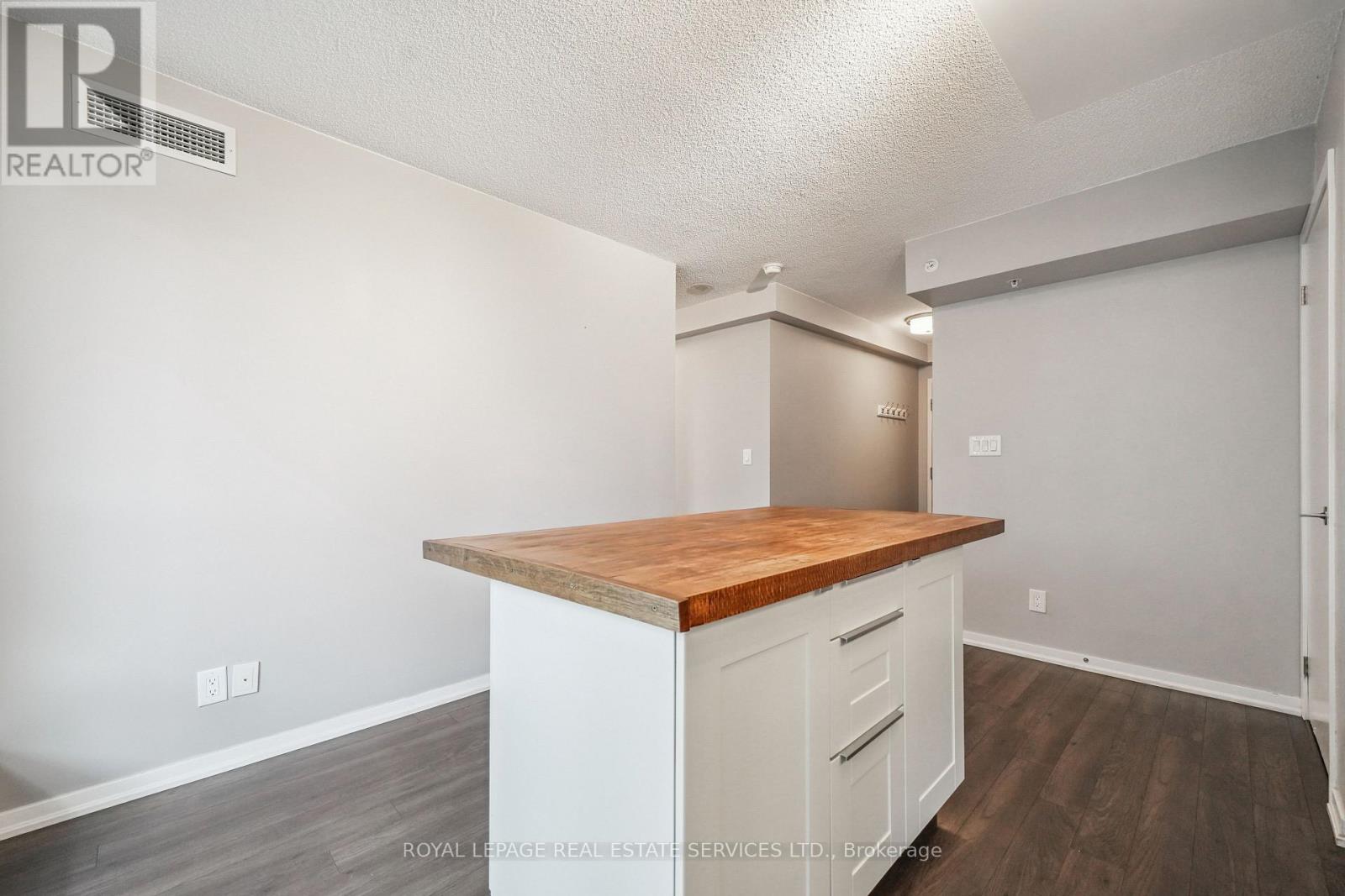 917 - 68 Abell Street, Toronto, Ontario  M6J 0A2 - Photo 10 - C12701782