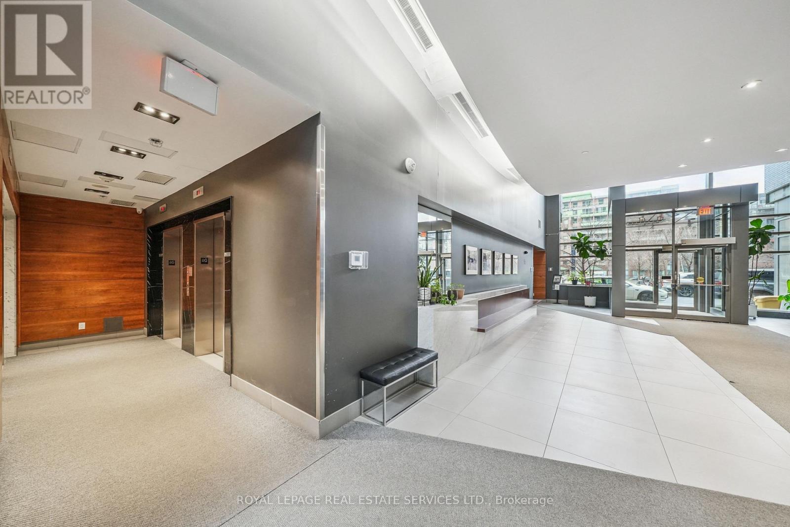 917 - 68 Abell Street, Toronto, Ontario  M6J 0A2 - Photo 4 - C12701782