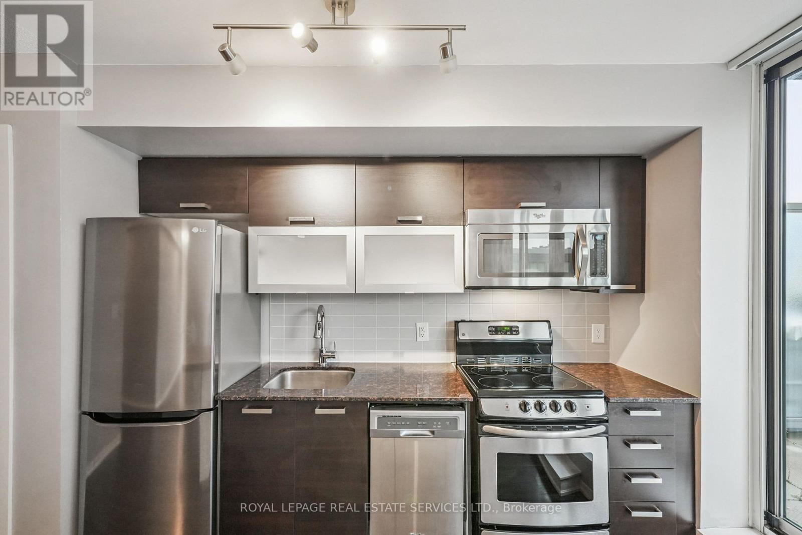 917 - 68 Abell Street, Toronto, Ontario  M6J 0A2 - Photo 8 - C12701782