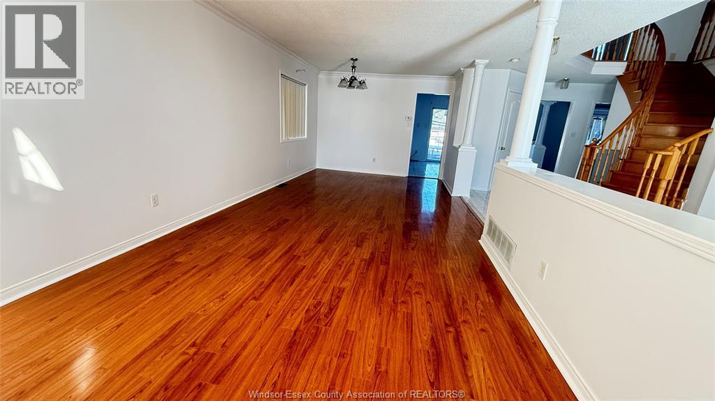1054 Cora Greenwood, Windsor, Ontario  N8P 1K2 - Photo 5 - 26001130